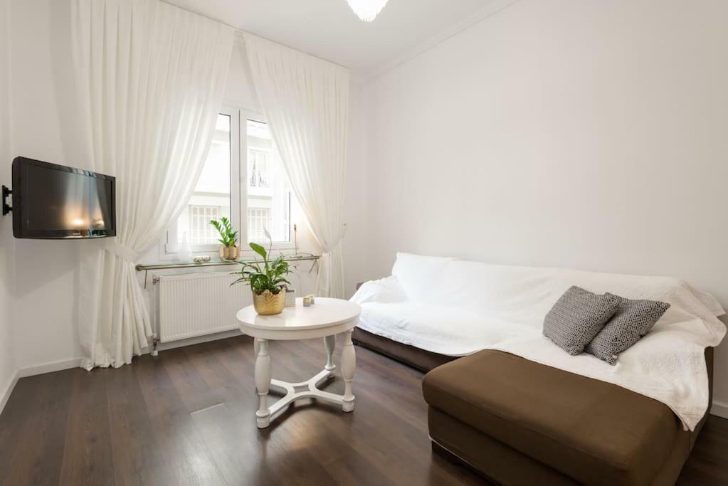 Roman Market- Upper Aristotelous Sq Luxury Apartment Tesalonika Bagian luar foto