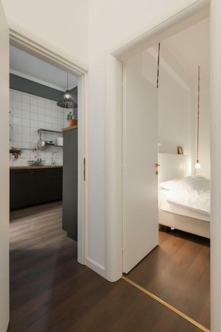 Roman Market- Upper Aristotelous Sq Luxury Apartment Tesalonika Bagian luar foto